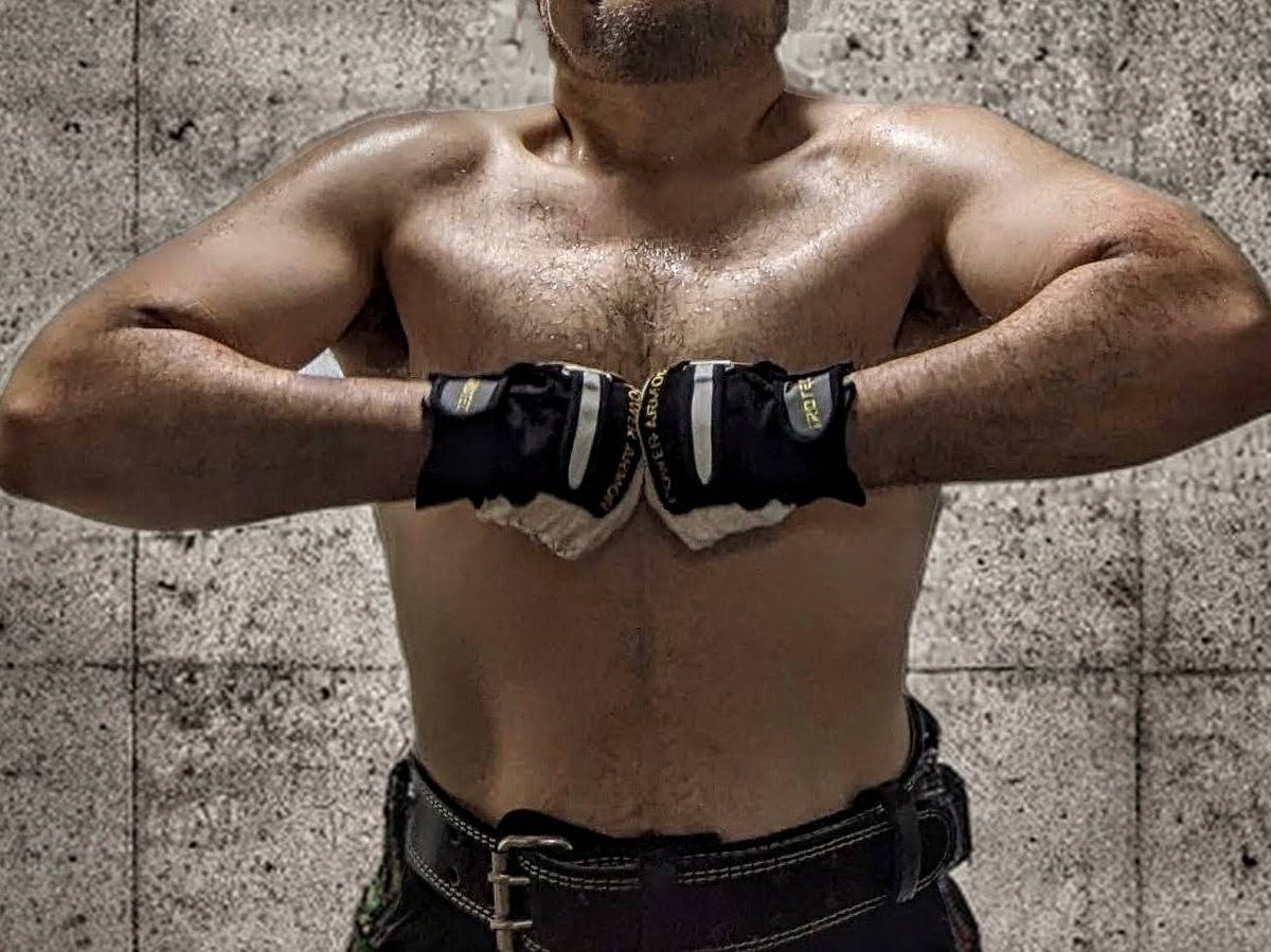 kumataka903 tweet media