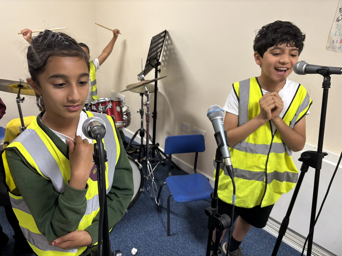 firsprimary tweet media