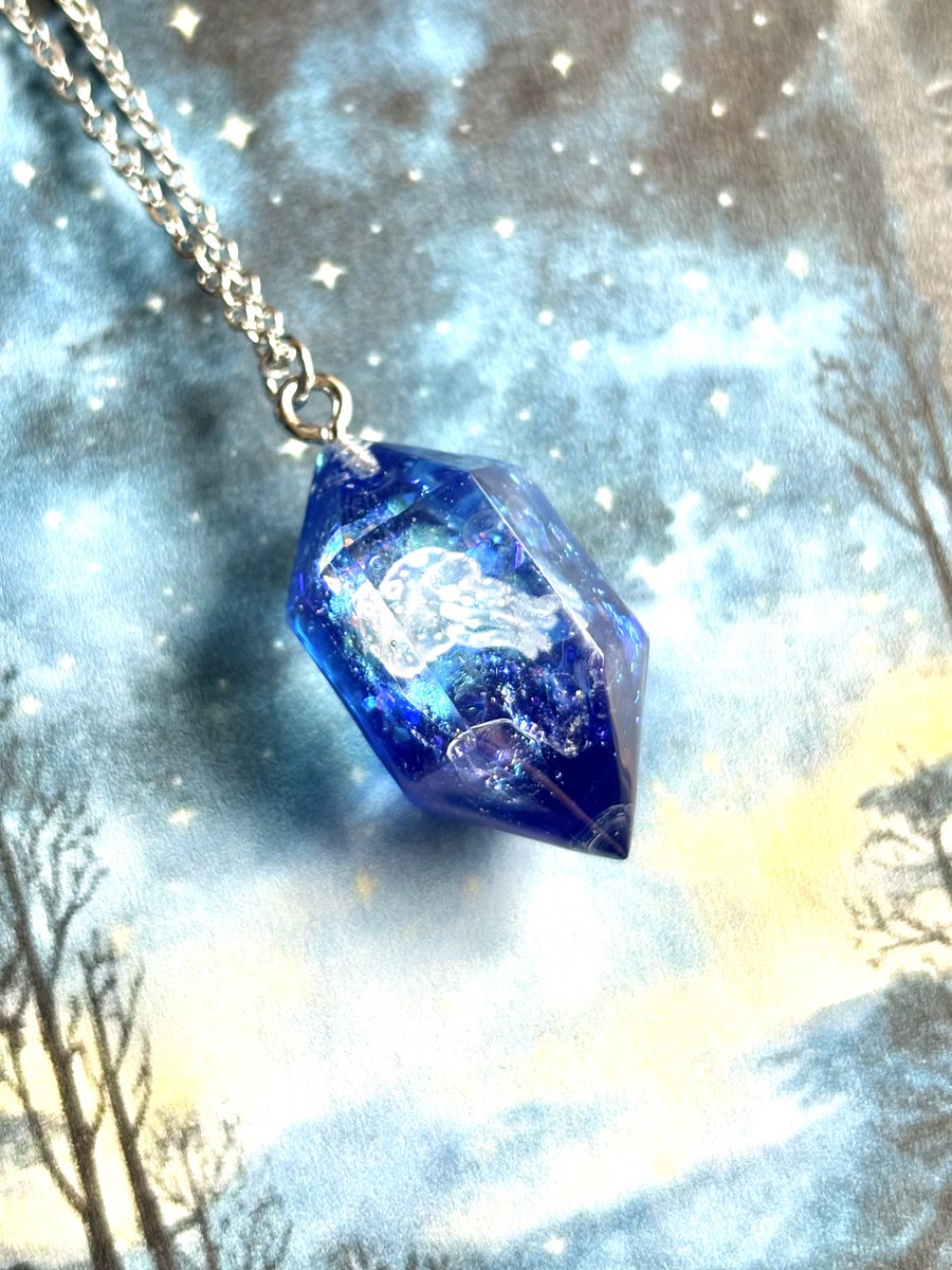 morpho_regin_ac's tweet image. #7月になったのでフォロワーさんに自己紹介しようぜ
レジンの魔法石アクセサリーを作っています、MORPHOです! この夏もよろしくおねがいします🦋✨
⭐️通販
minne(不定期)、宙フェス夜市
lit.link/morpho13ac
⭐️イベント予定
8/17 arteVarie(インテックス大阪)