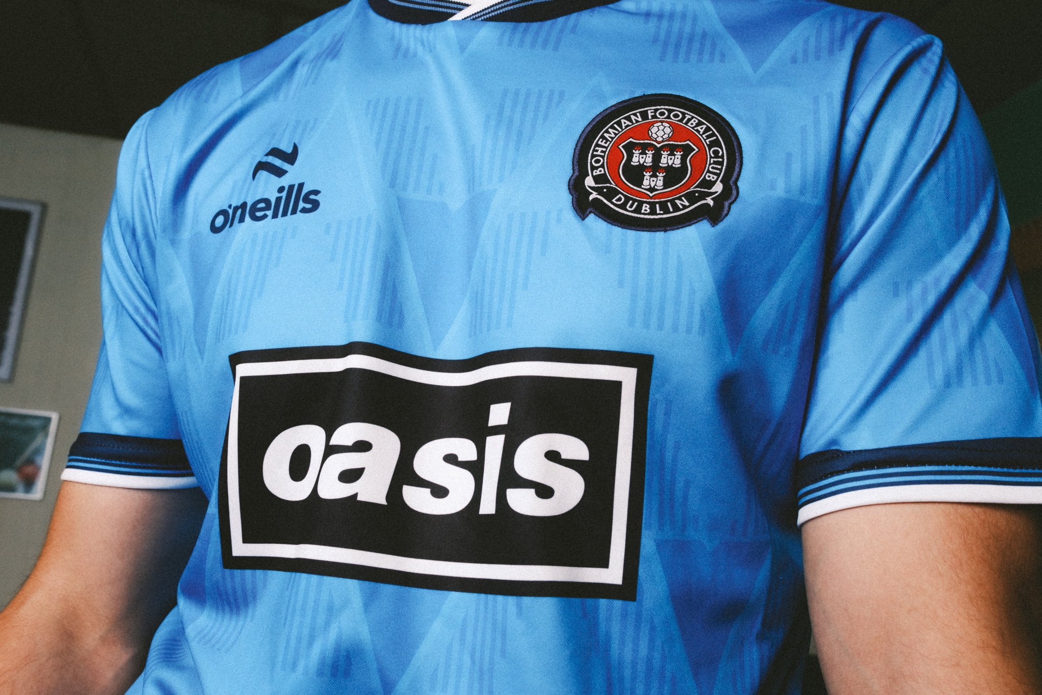 ウェア Bohemian FC x Oasis 2025 Cup Jersey ADULT Bohemian FC x Oasis 2025 Cup Jersey