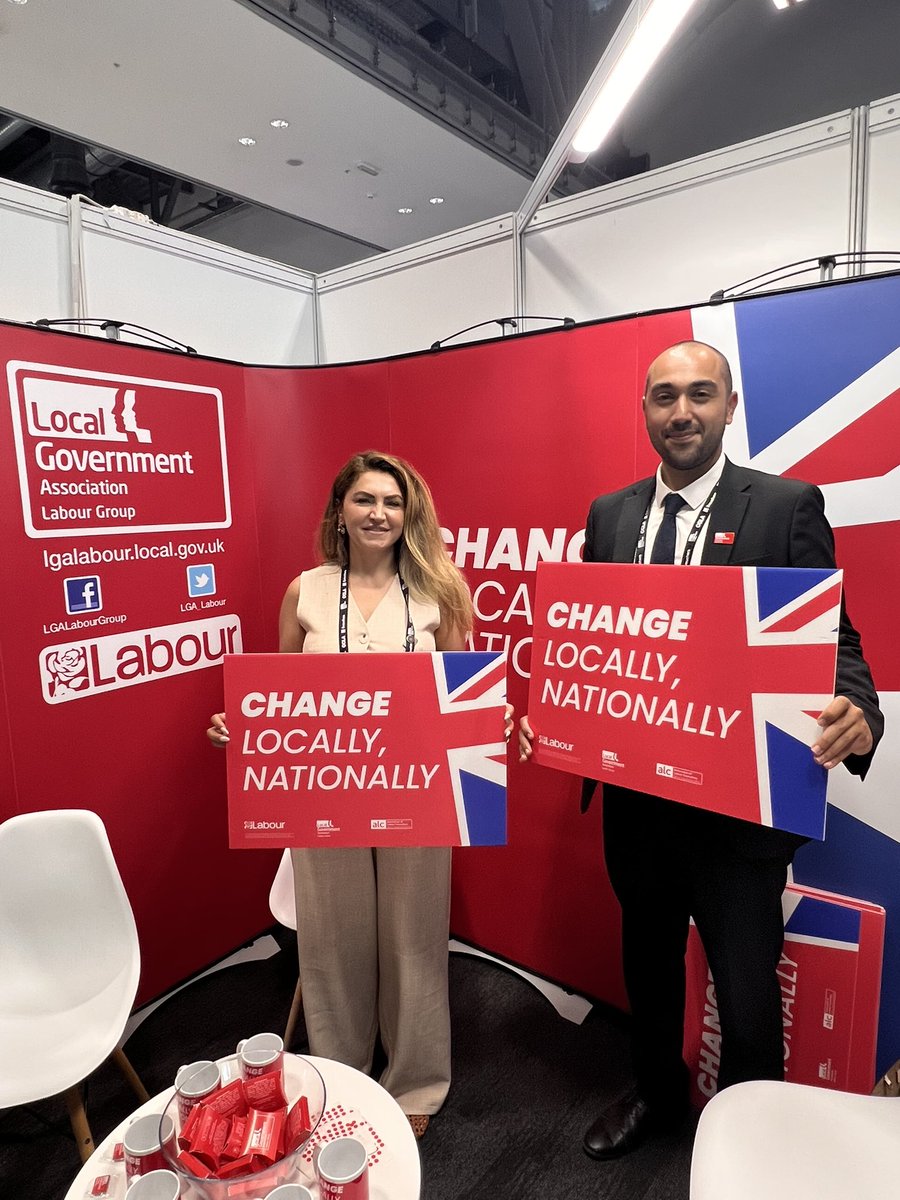 Great to be at #LGA2025 with <a href="/ErginErbil/">Cllr Ergin Erbil</a> pushing for change locally and nationally! 🌹
#Labour #ChangeLocallyNationally  #LGAConf25 #Lga_labour