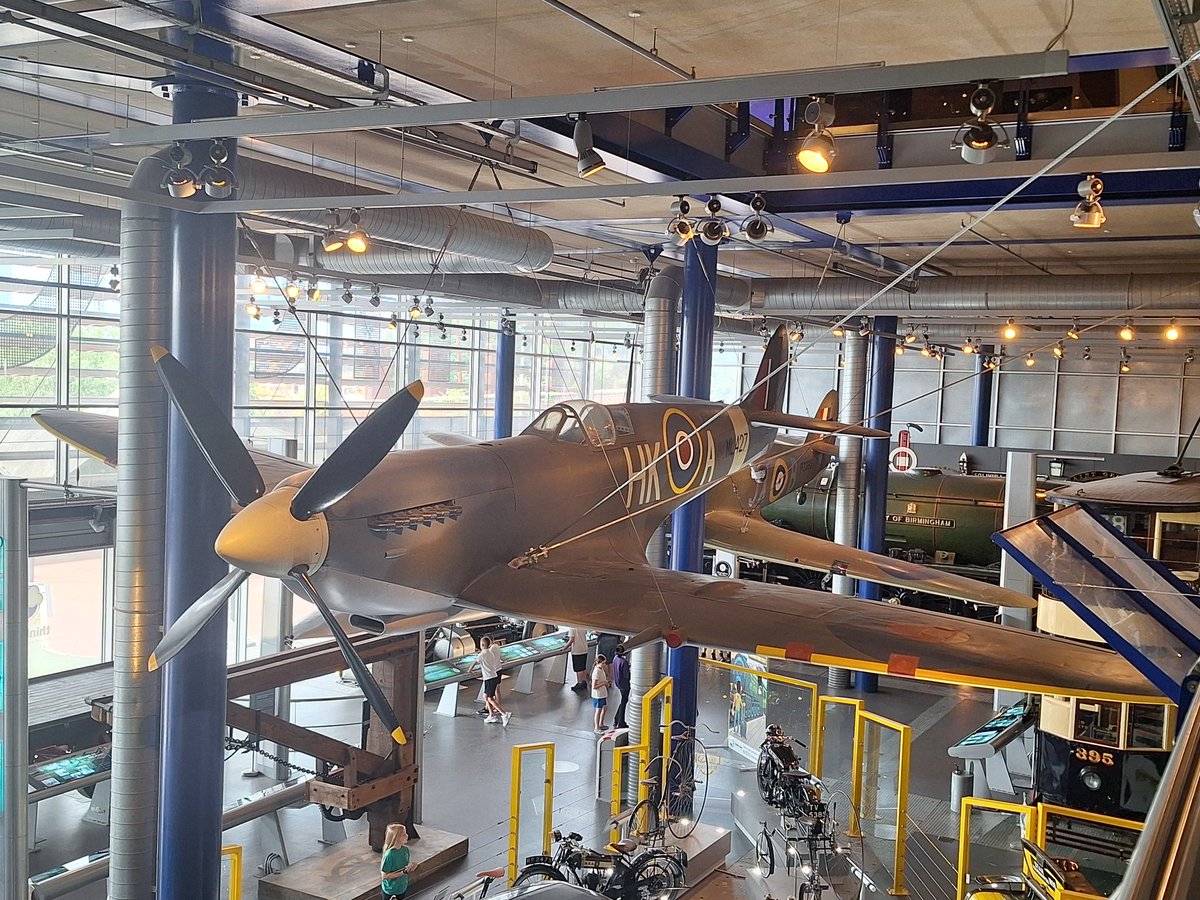 Year three have arrived at Thinktank Birmingham and are ready for a day of exploration!