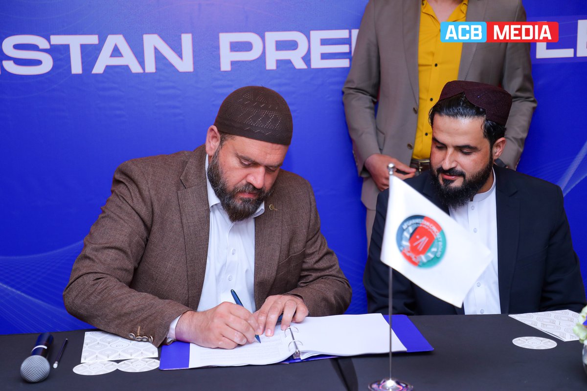 ACBofficials's tweet photo. 🚨 ANNOUNCEMENT! 🚨

The Afghanistan Cricket Board is pleased to announce the signing of a long-term strategic partnership agreement with ITW MEA for the successful organization and management of the Afghanistan Premier League (APL T20) over the next 10 editions.

Read More: https://t.co/YB435a6and | #APL | #APLT20 | #WyarDaAfghanano