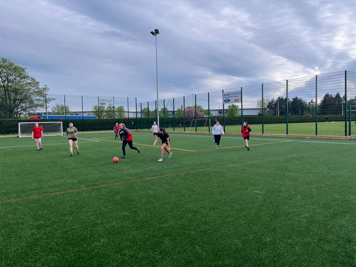 It's fantastic to see our Recreational Football sessions thriving! Check out some of the recent highlights from our sessions! ⚽️

Ready to get involved?
Women's: Thur, 6 PM - 7 PM
Men's: Fri, 6 PM - 7 PM

Drop an email to jack.shaw@dundeewest.co.uk to get signed up!