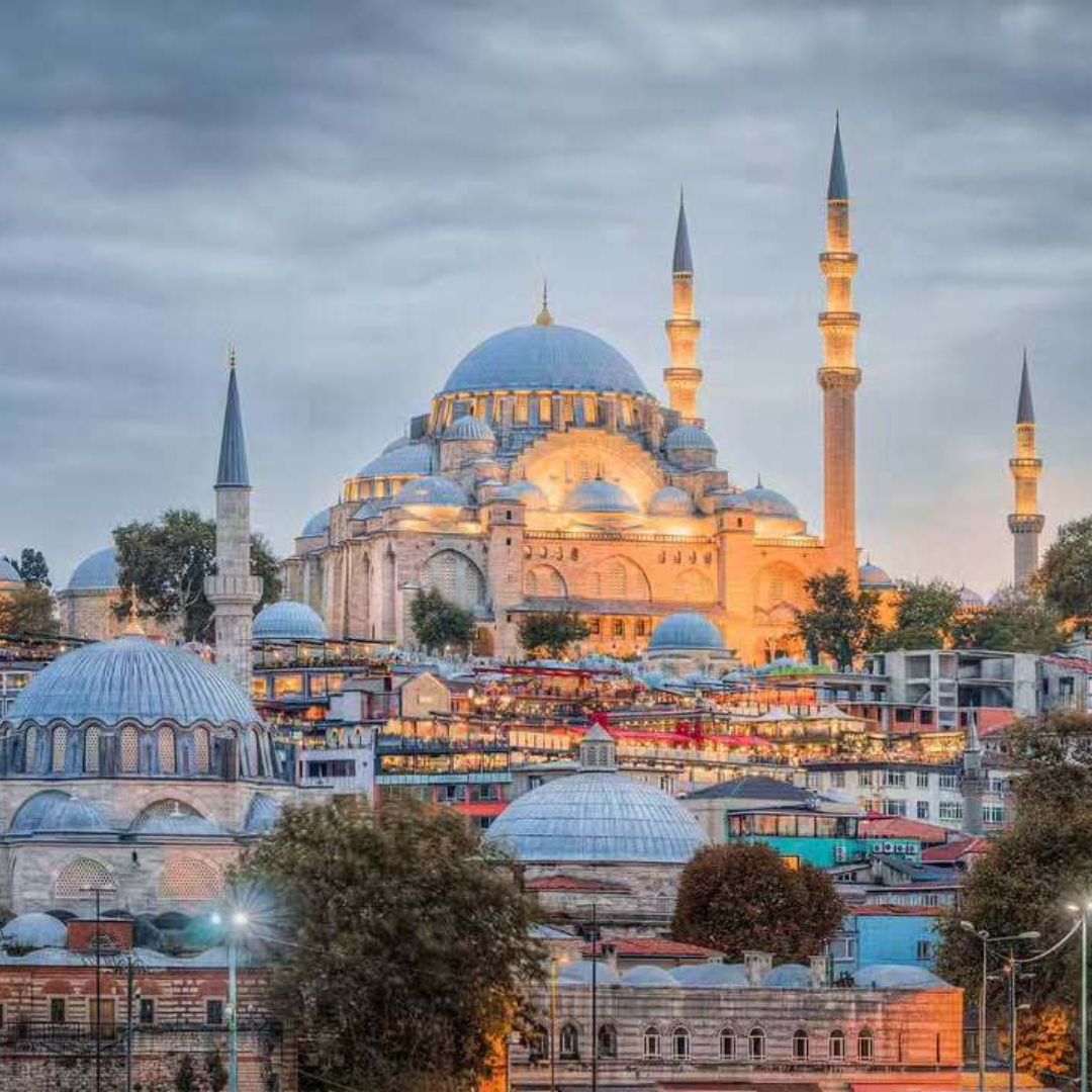 🌍✨Air Europa te lleva directamente a la ciudad donde oriente y occidente se encuentran. 🛫🇹🇷 aireuropa.com/es-es/ofertas-… IG: @ivan_laltrelli_photography