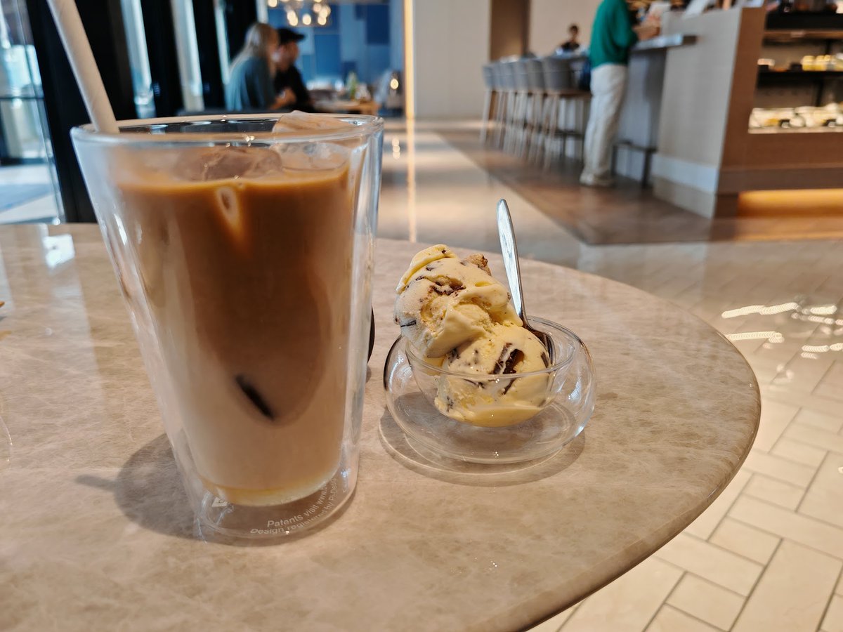 Maurice Weber tweet media