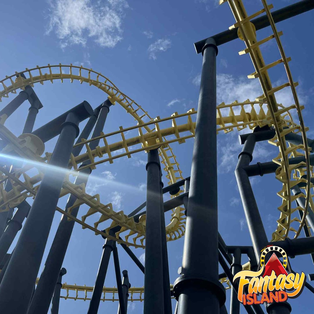 No worries, just tracks... 😎

🎢 Ready for your next ride on Odyssey?

Pre-book your wristbands online and save 10% 👉 loom.ly/YMOMv-w

#FantasyIsland #Odyssey #TrainlessTuesday #ThrillSeekers