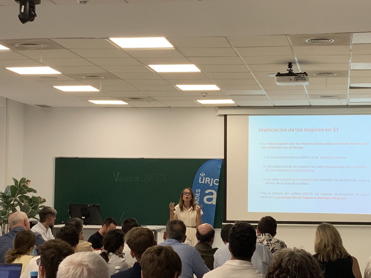 Centro Memorial VT (@memorialvt) on Twitter photo “Tras el colapso del Califato (2019) del #Daesh, las mujeres desempeñan un papel clave en la perpetuación del legado e ideología del grupo”.
<a href="/carolagc13/">Carola García-Calvo</a> del <a href="/rielcano/">Real Instituto Elcano</a> en el curso “La amenaza yihadista para España: Persistencia y Transformación” <a href="/verano_urjc/">Cursos de Verano URJC</a> <a href="/MemorialVT/">Centro Memorial VT</a> “Tras el colapso del Califato (2019) del #Daesh, las mujeres desempeñan un papel clave en la perpetuación del legado e ideología del grupo”.
<a href="/carolagc13/">Carola García-Calvo</a> del <a href="/rielcano/">Real Instituto Elcano</a> en el curso “La amenaza yihadista para España: Persistencia y Transformación” <a href="/verano_urjc/">Cursos de Verano URJC</a> <a href="/MemorialVT/">Centro Memorial VT</a>