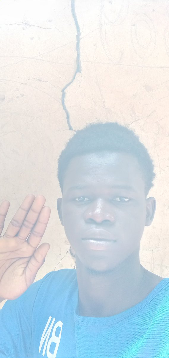 Hello ladies and gentlemen 👋, please help us maintenance our house before it fell down, we're very scared to sleep in it,more especially in this rainy season, and you know it will be very risky 
Please help 🙏😭