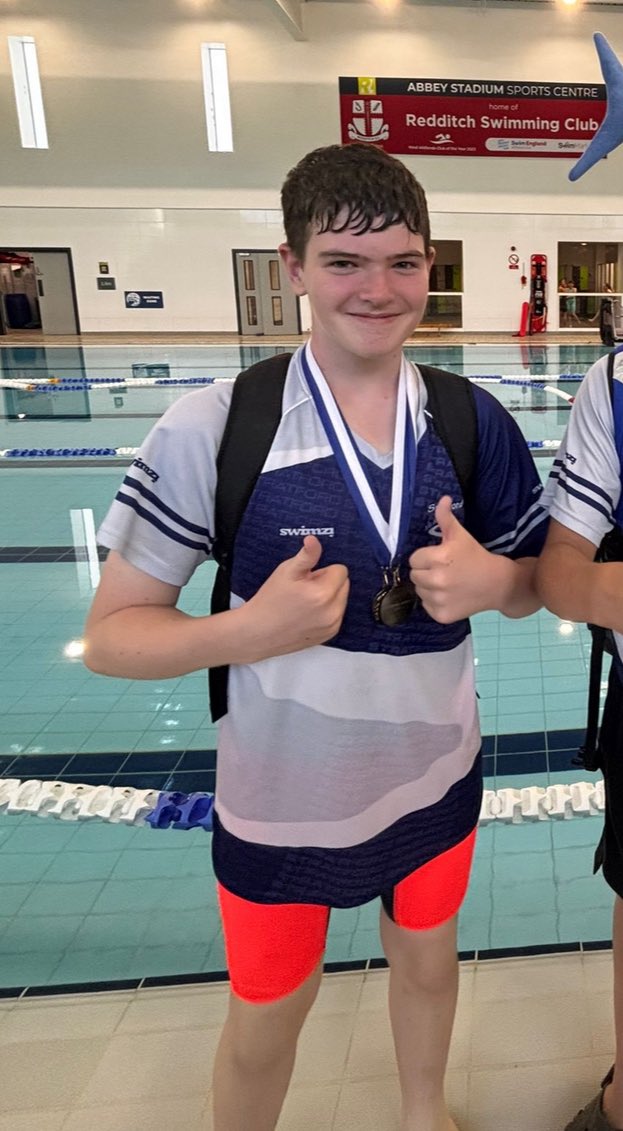 Well done to the following swimmers at the Mike Wardle Sprint Night 2025

100m IM 14yrs old 

🥇Jacob G
🥈Joseph H
🥉Ruben H M