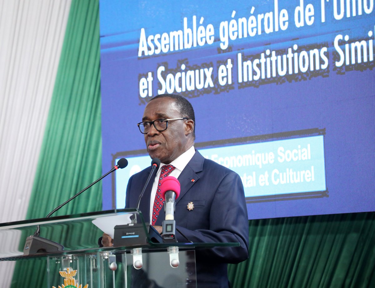 UCESISF's tweet photo. Assemblée générale d'Abidjan 
- @AkaAouele devient Président @UCESISF 2025-28
- Les Conseils 🇧🇪🇧🇯🇫🇷🇲🇦🇲🇷🇨🇩🇷🇴au Bureau 
- Des priorités: #francophonieéconomique, patrimoines culturels et transition climatique 
https://t.co/OgVH8tv1Ct https://t.co/OZNKgHOHrz