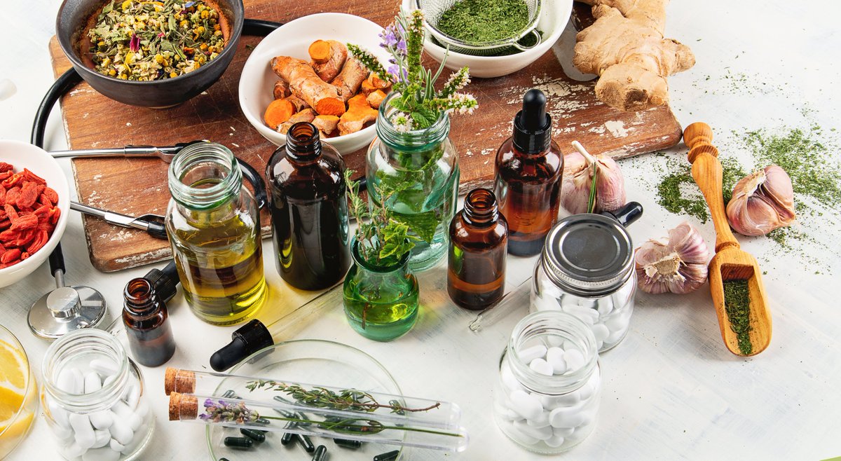 drbarrysinger's tweet image. Most people with #MS use complementary or alternative medicine #CAM. New MS Living Well podcast 🫒Beyond the Prescription Pad: @esilberman Dr. Bandari
bit.ly/4nHNLay🍏apple.co/4lbDqlw
@NCCIH_Director @MRenselMD @themsguide @MustStopMS @MSViewsandNews @ConorKerley