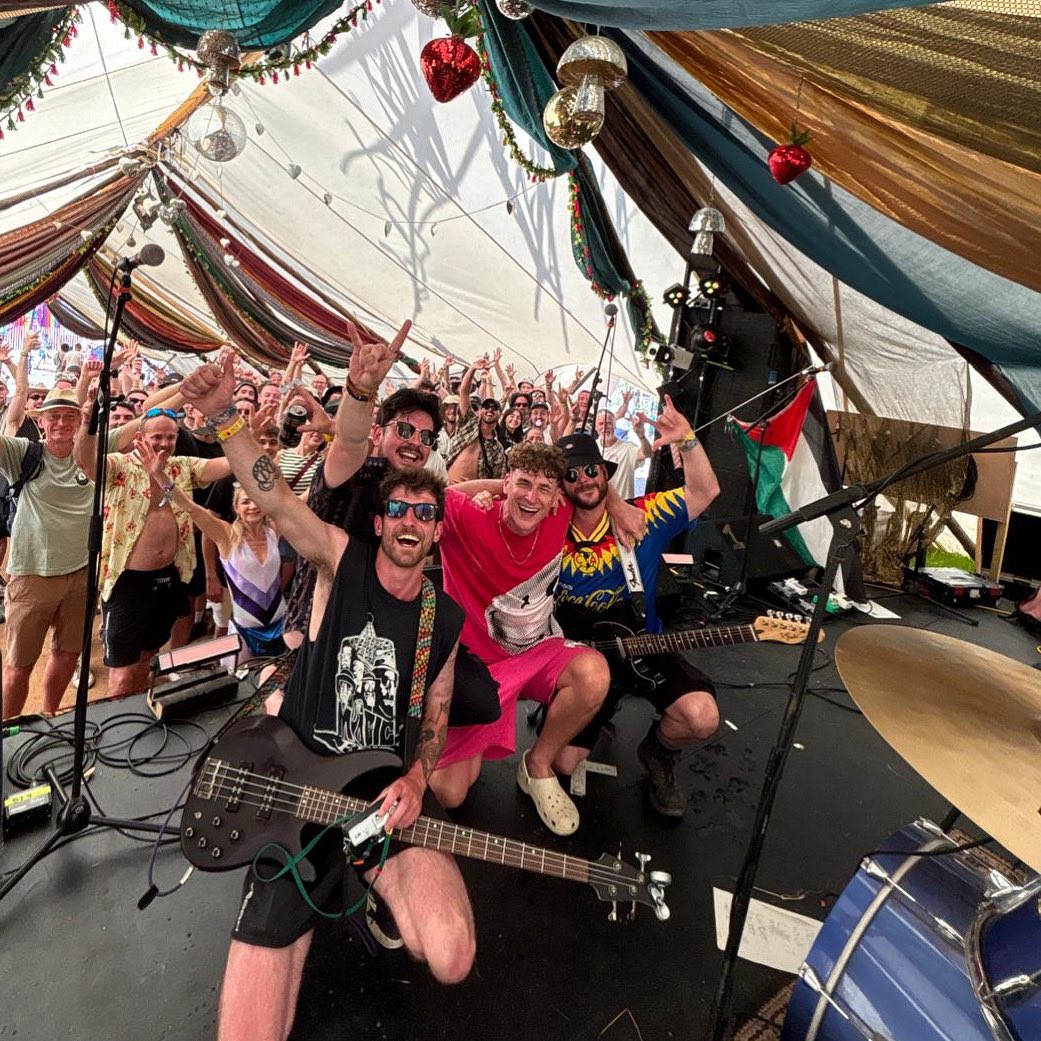 Let’s goooo <a href="/glastonbury/">Glastonbury Festival</a>

#Glastonbury2025