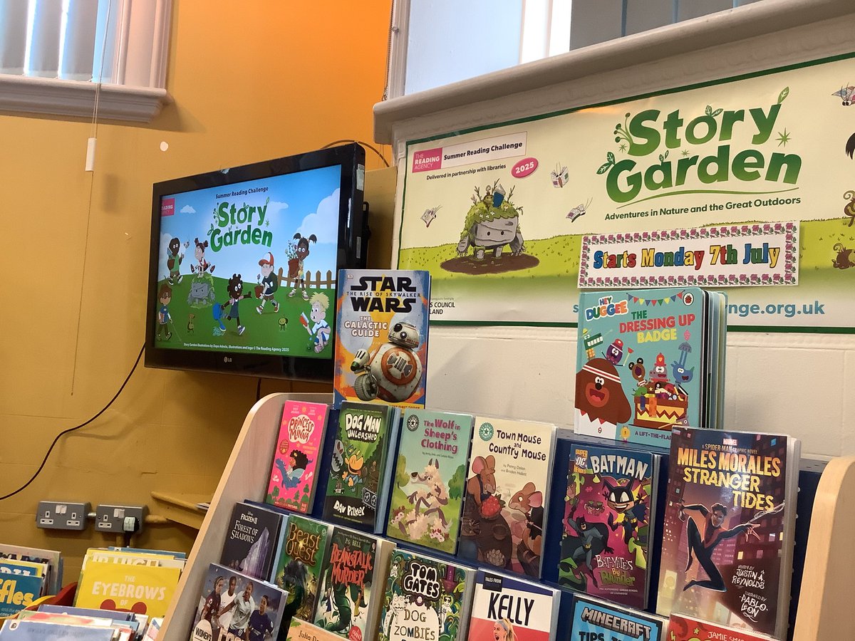 More library fun! #ThattoPrim_reading