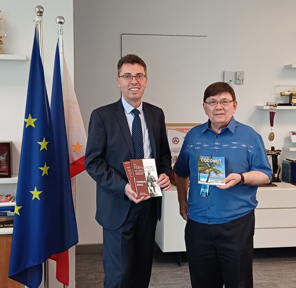 EUAmbPH's tweet image. Sharing EU ๐ช๐บ actions supporting sustainable & inclusive value chain development in the coconut ๐ฅฅ๐ดsector & beyond.