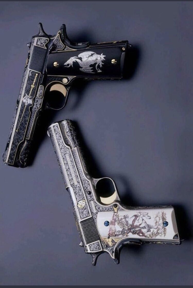 “ Bir Yanım Elit, Bir Yanım Psikopat…”