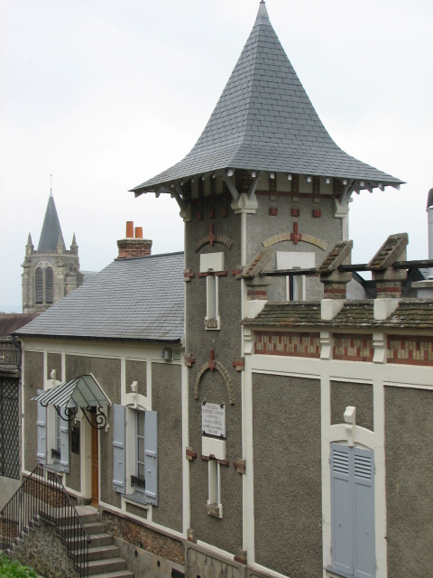 My #Ravel biography is published today by <a href="/reaktionbooks/">Reaktion Books</a>! This book began here, more than twenty years ago: at Le Belvédère, Ravel’s home from 1921 until his death.