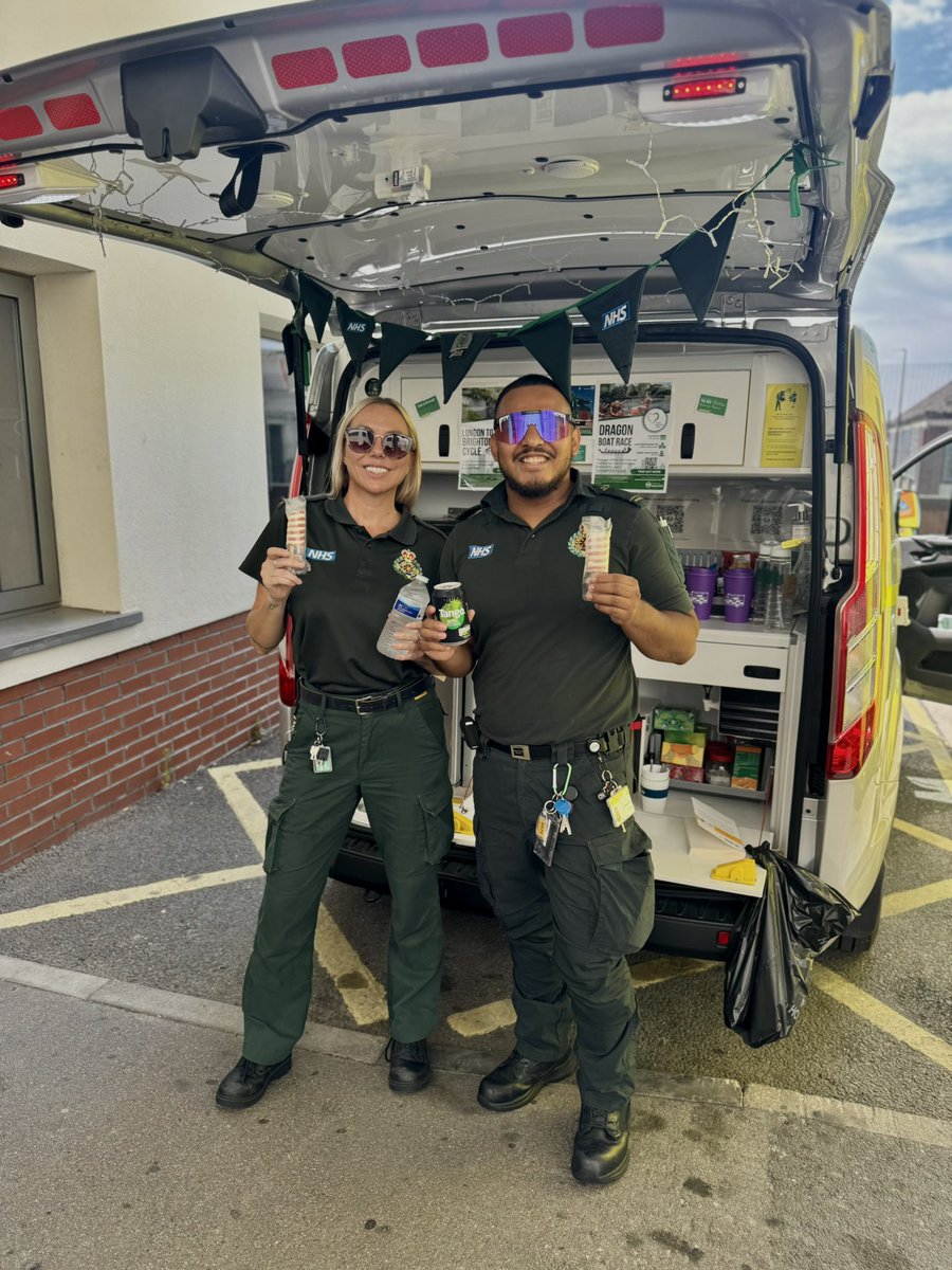joshua (@joshyjoshthorn1) on Twitter photo On a sweltering 32 degree day at work & at hospital, just as we're feeling the heat, the welfare bus arrives with refreshing drinks and ice cream!
what a treat! We’re so lucky <a href="/Ldn_Ambulance/">London Ambulance Service</a>
#paramedic #london #Ambulance #NHS #wellfair #prehospital #hospital #hotday On a sweltering 32 degree day at work & at hospital, just as we're feeling the heat, the welfare bus arrives with refreshing drinks and ice cream!
what a treat! We’re so lucky <a href="/Ldn_Ambulance/">London Ambulance Service</a>
#paramedic #london #Ambulance #NHS #wellfair #prehospital #hospital #hotday