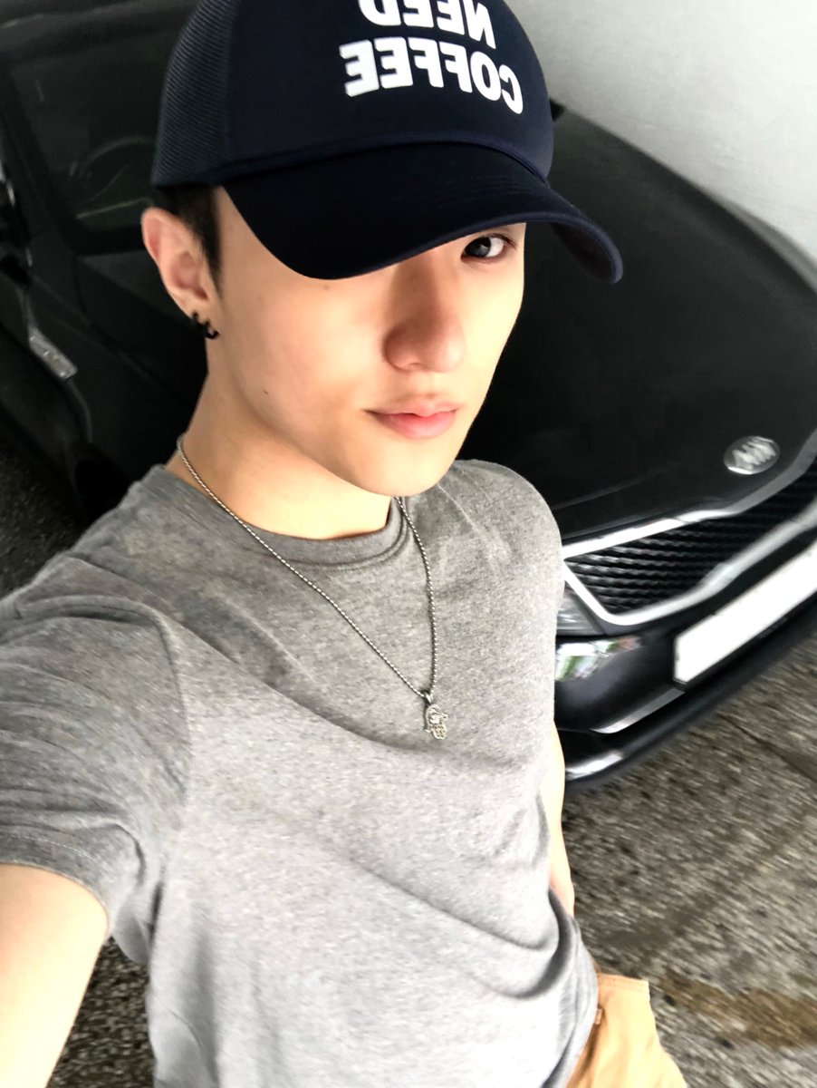 8시 30분 인스타 라이브 합니둥🤳🤳
#ATBO #오준석 #준석
#인스타 #인스타라이브 #_dolc3_