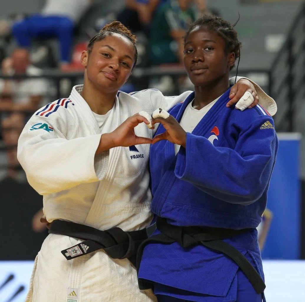 🇫🇷 Doublé tricolore aux championnats d'Europe juniors de judo à Skopje 🤩

🥇 Emma Feuillet-Nguimgo
🥈 Astan Sacko

La relève 💎

📸 Carlos Ferreira / EJU