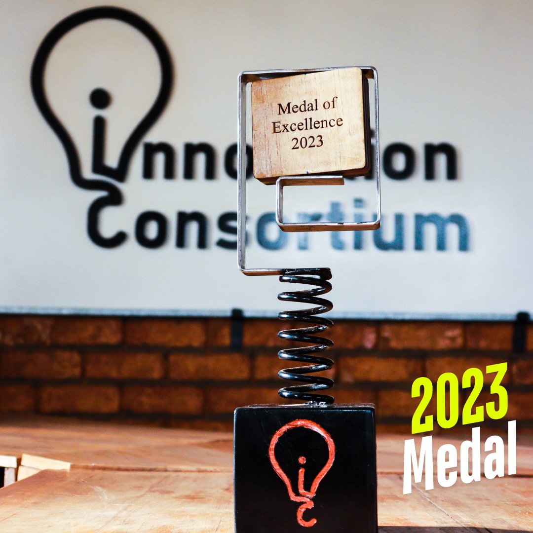 Innovug's tweet image. MEDAL OF EXCELLENCE THROUGHOUT THE YEARS (3/4)
Inspired by the many natural disasters that happened in 2023 (Turkey earthquake, Buduuda landslides, etc), we themed the second edition of the the Medal of Excellence competition around producing a practical innovation in line with…