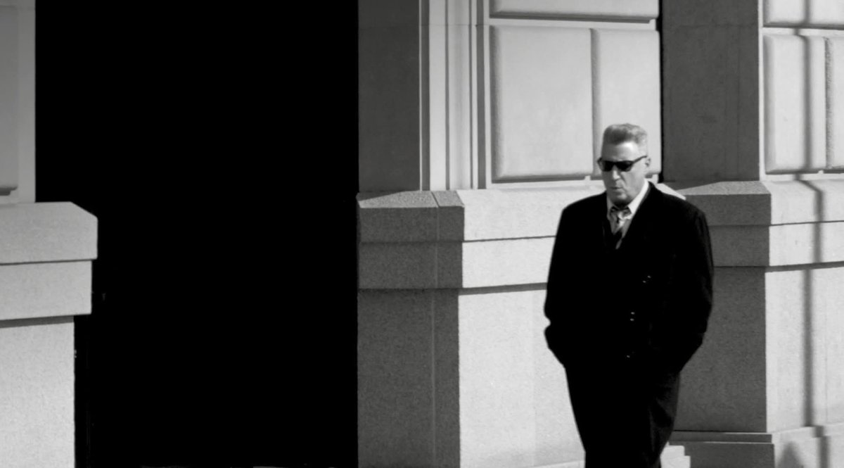 Recorremos "Paseo de gracia" de <a href="/Loquillo/">Loquillo</a> . Edita <a href="/RocaEditorial/">Roca Editorial</a> #OtrosMundos cuanticagrafica.com/2025/07/01/loq…