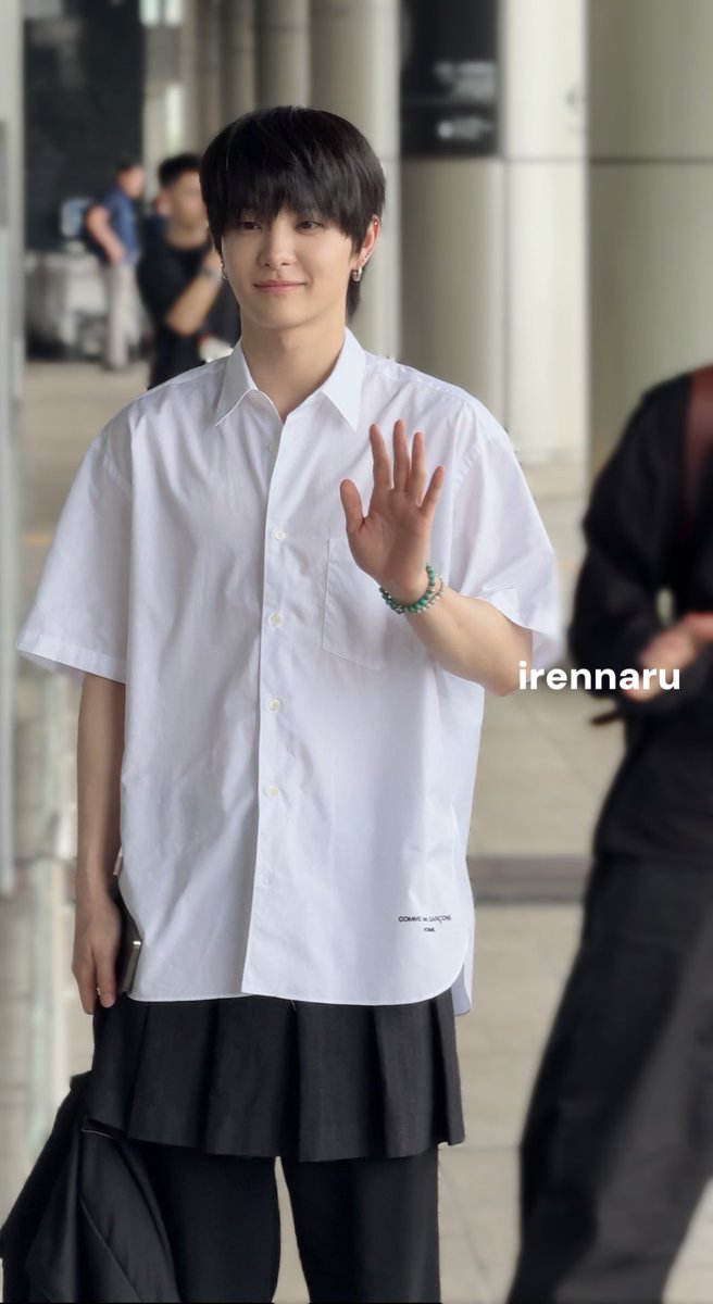 irennaru_'s tweet photo. 250701 GMP✈️
🐶🤍

#JIHOON #지훈 #ジフン 
#트레저 #TREASURE https://t.co/ACEyWLToLa