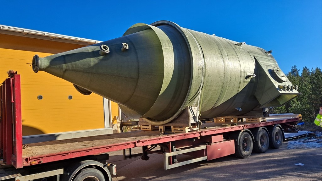 IMATEXFinland's tweet photo. One of the more complicated tank structures. Glassfibre is versatile material, suitable for many chemically challenging applications.⁠
⁠
Why choose Imatex tanks? We have five decades of experience in composites manufacturing.⁠
#composites #tanks #madeinfinland https://t.co/nWb01flL63