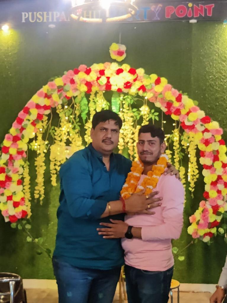 बड़े भाई डॉ भवी मीणा जी को जन्मदिन की हार्दिक शुभकामनाएं।
राधारानी सरकार आपकी हर मनोकामना पूर्ण करें।
<a href="/bhavimeenainc/">Dr Bhavi Meena Todabhim डॉ भवी मीणा टोडाभीम</a>