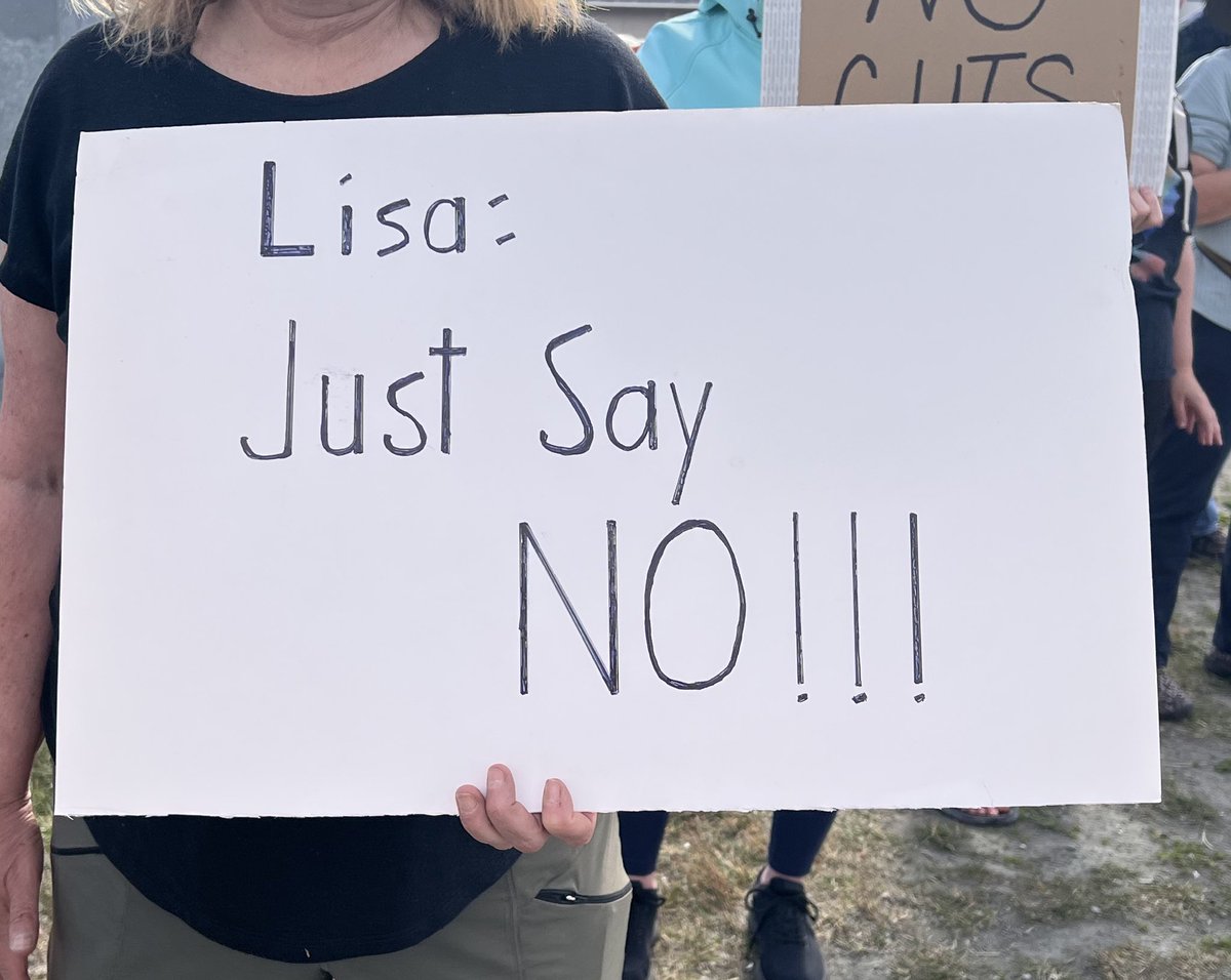 Erin (Alaska’s Notorious BIP) (@itsbippy) on Twitter photo Don’t let a last-minute call from Donald Trump stop you from doing what you were elected to do. #VoteNo <a href="/lisamurkowski/">Sen. Lisa Murkowski</a> you already know that this bill is not what Alaskans need. We are counting on you to do what’s right and stand up for Alaskans! Don’t let a last-minute call from Donald Trump stop you from doing what you were elected to do. #VoteNo <a href="/lisamurkowski/">Sen. Lisa Murkowski</a> you already know that this bill is not what Alaskans need. We are counting on you to do what’s right and stand up for Alaskans!
