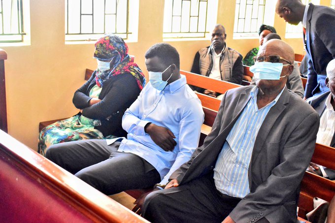 ENyarwa's tweet photo. The LCV Chairperson Mpigi District, Mr. Ssejjemba Martine, Mr. Kirumira Fredrick, the Chairperson and Ms. Nakamoga Sarah Secretary Mpigi District Service Commission, have been charged and placed on remand by the Mpigi Chief Magistrates Court until July 8, 2025.#ExposeTheCorrupt https://t.co/7zu80ZjnBC