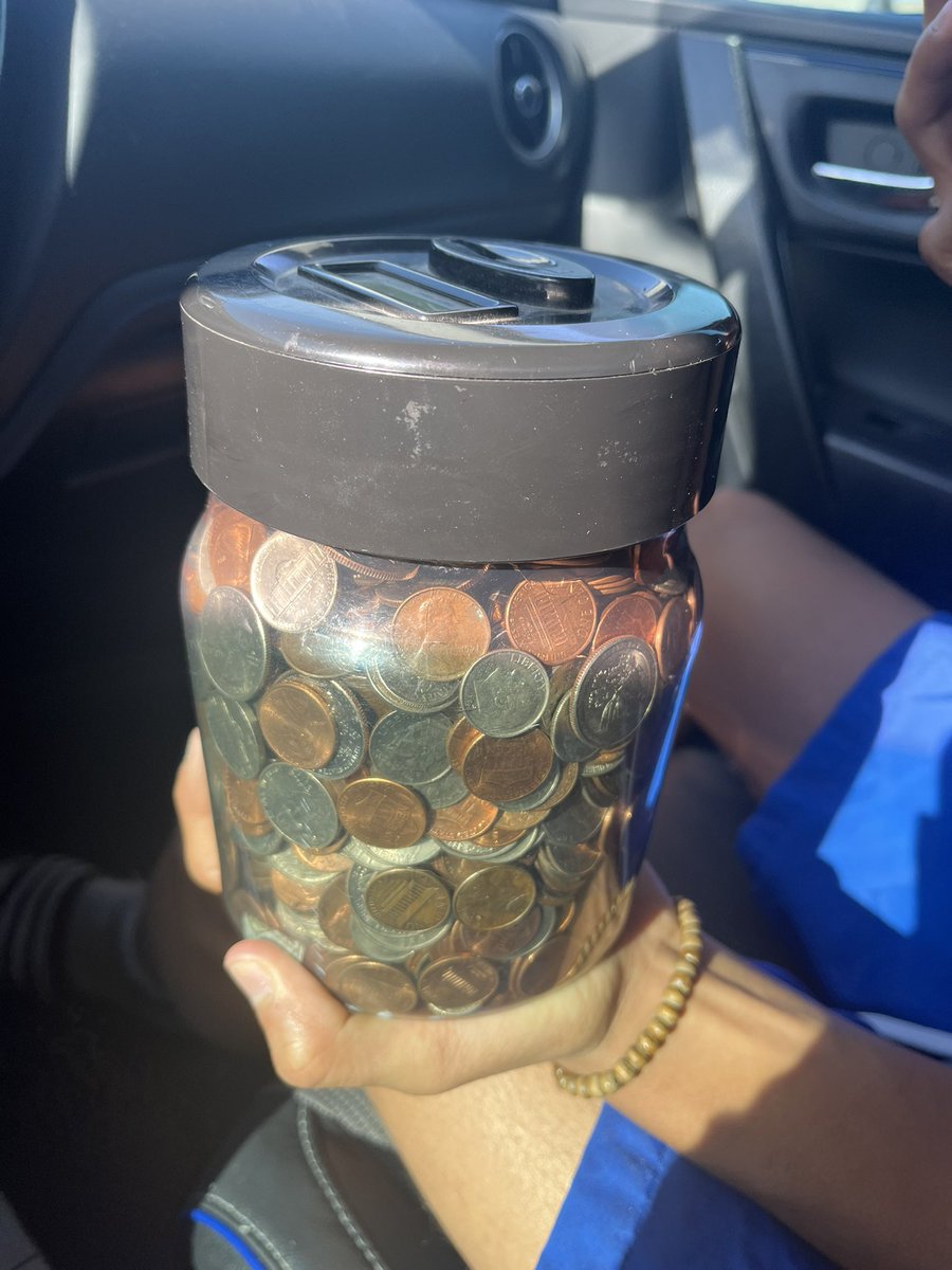 nuttybutters_7's tweet photo. guess the total? https://t.co/vLgL3RuCQw