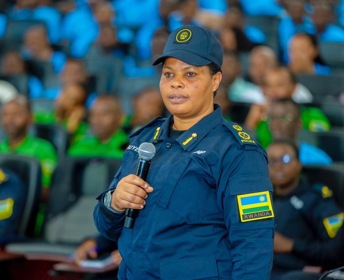 Mukwiye ibyiza gusa gusa. <a href="/Rwandapolice/">Rwanda National Police</a> <a href="/RwandaMoD/">Rwanda Defence Force</a>. Turabakunda🥰