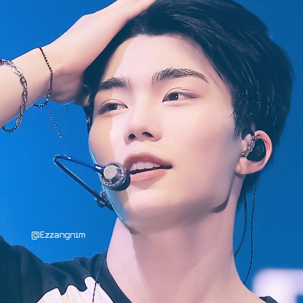 250629
파뮤페
반깐건욱이 너무좋다고ㅜㅜ
#PARKGUNWOOK #박건욱 #パクゴヌク #朴乾旭
