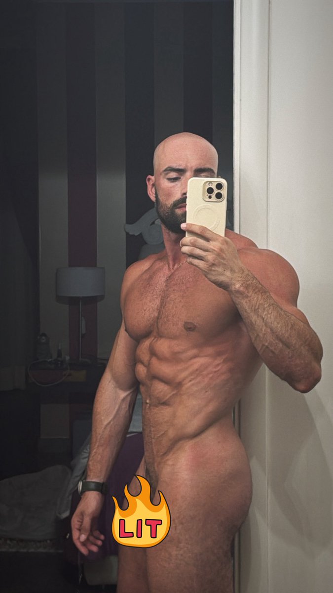 Hardlover tweet media