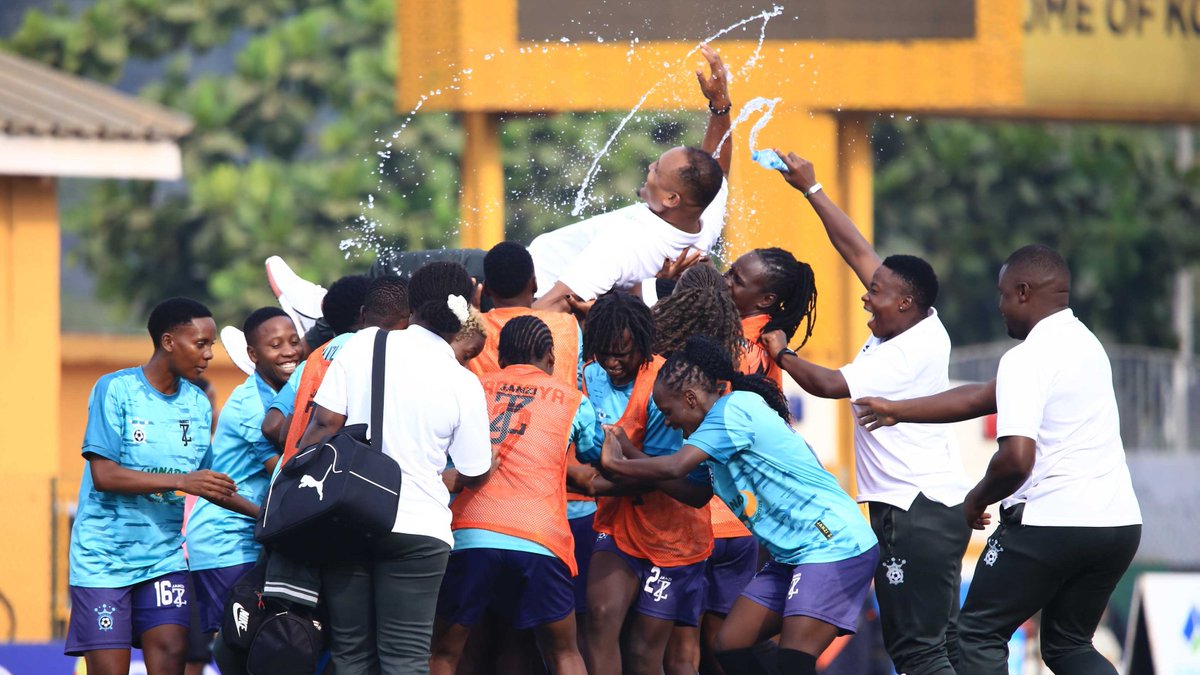From last-minute winners to unforgettable celebrations...
Who gave us the moment we’ll never forget?
Comment your favorite memory of the season!

#QueensOfSoccer