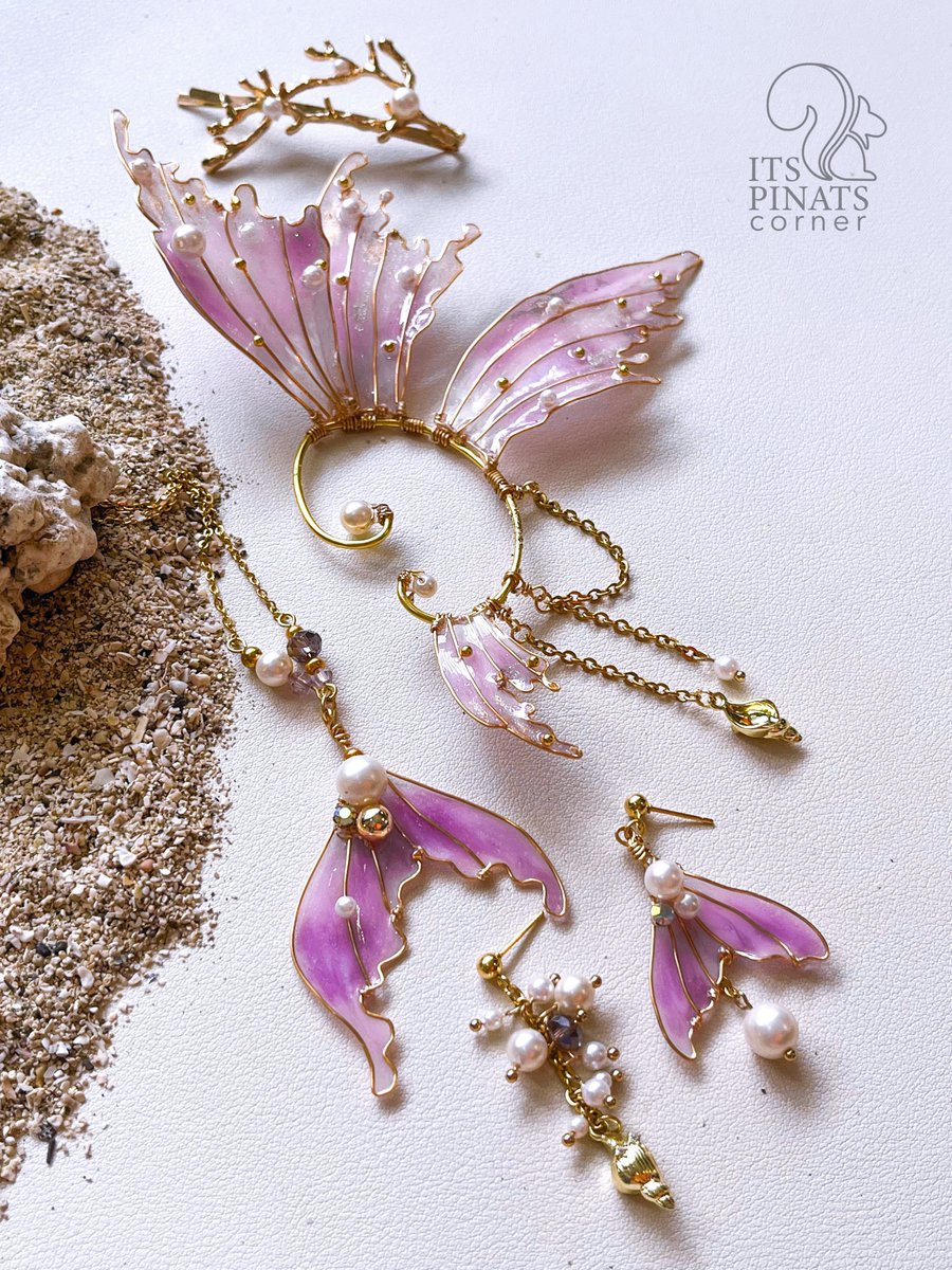 [↻/♡ appreciated]
—

Deep Sea Memento

—
#LoveandDeepspace #RafayelLemurianSeaGod