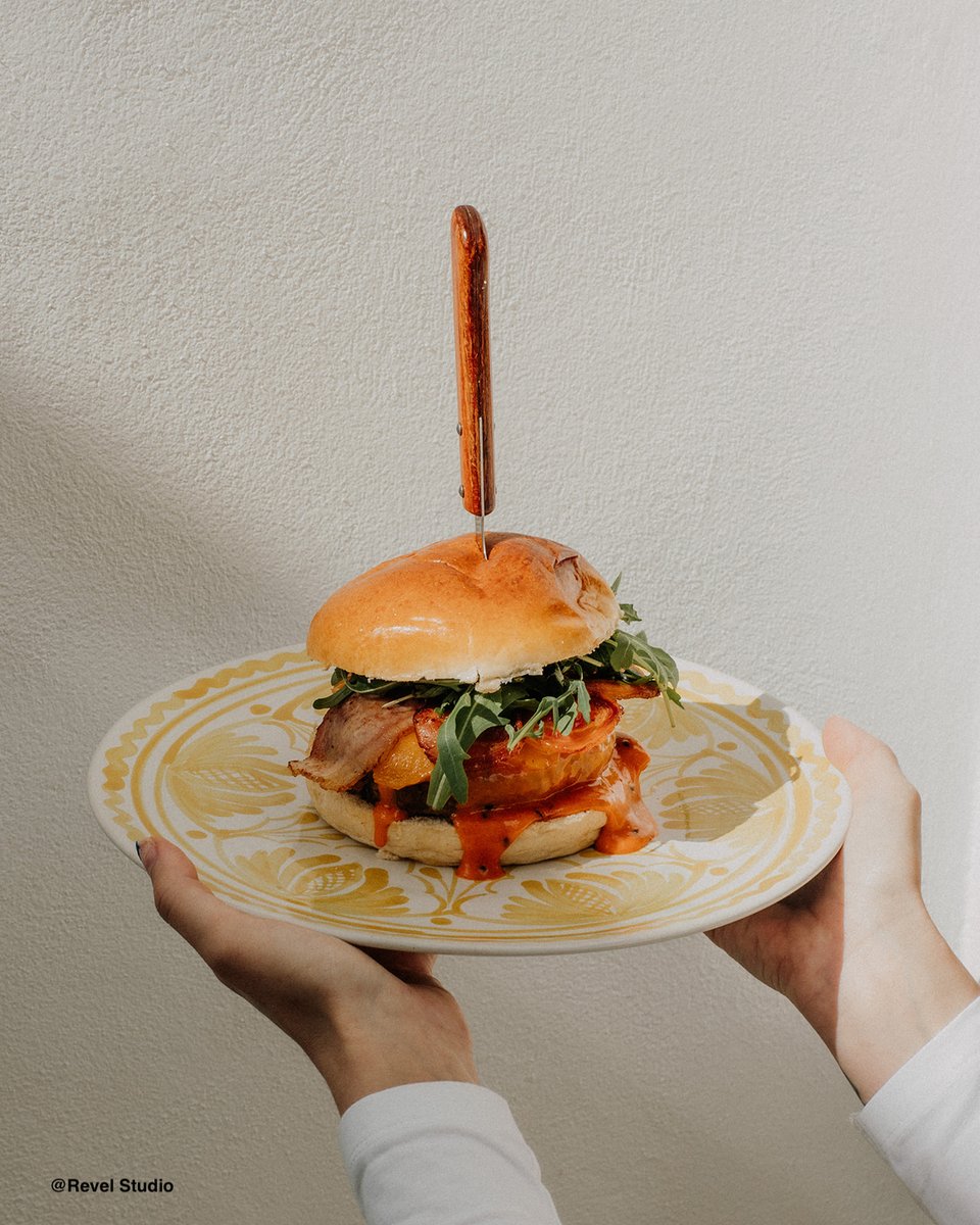 Es <a href="/TorresFerreras/">Cerámica Artesanal | Torres Ferreras</a>, el torno alfarero elevado a la categoría internacional de excelencia innovadora. Premio Nacional de Artesanía entregado por <a href="/minturgob/">Ministerio de Industria y Turismo</a> y seleccionados por la Michelangelo Foundation como ejemplo de talento y calidad. Ver más sobre esta empresa de La Rambla en