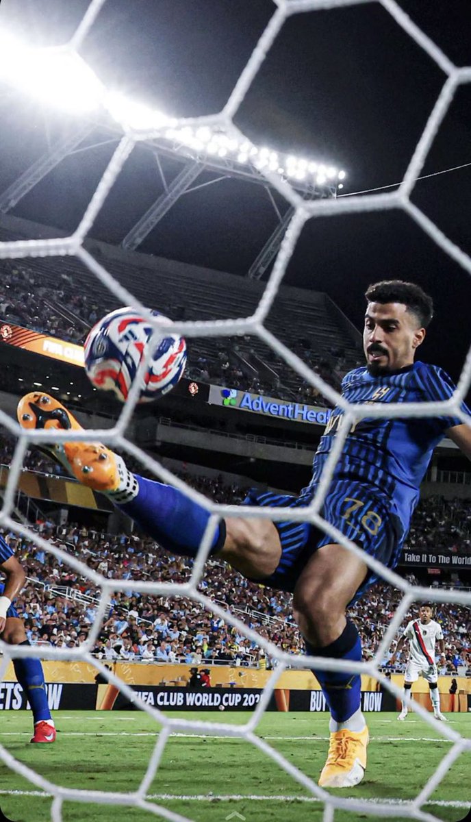 5U7xj's tweet photo. @emerald_Z1 @Alhilal_FC @AlNassrFC https://t.co/xz1O7Kv6UW