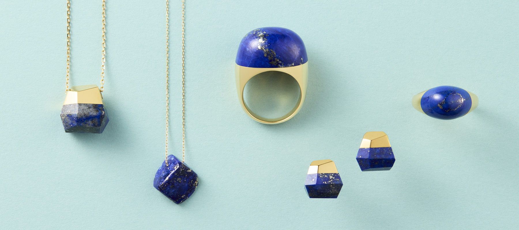 lapislazuliのページになります。 1584 Cts Natural Blue Lapis Lazuli Rough 95mm*61mm Untreated