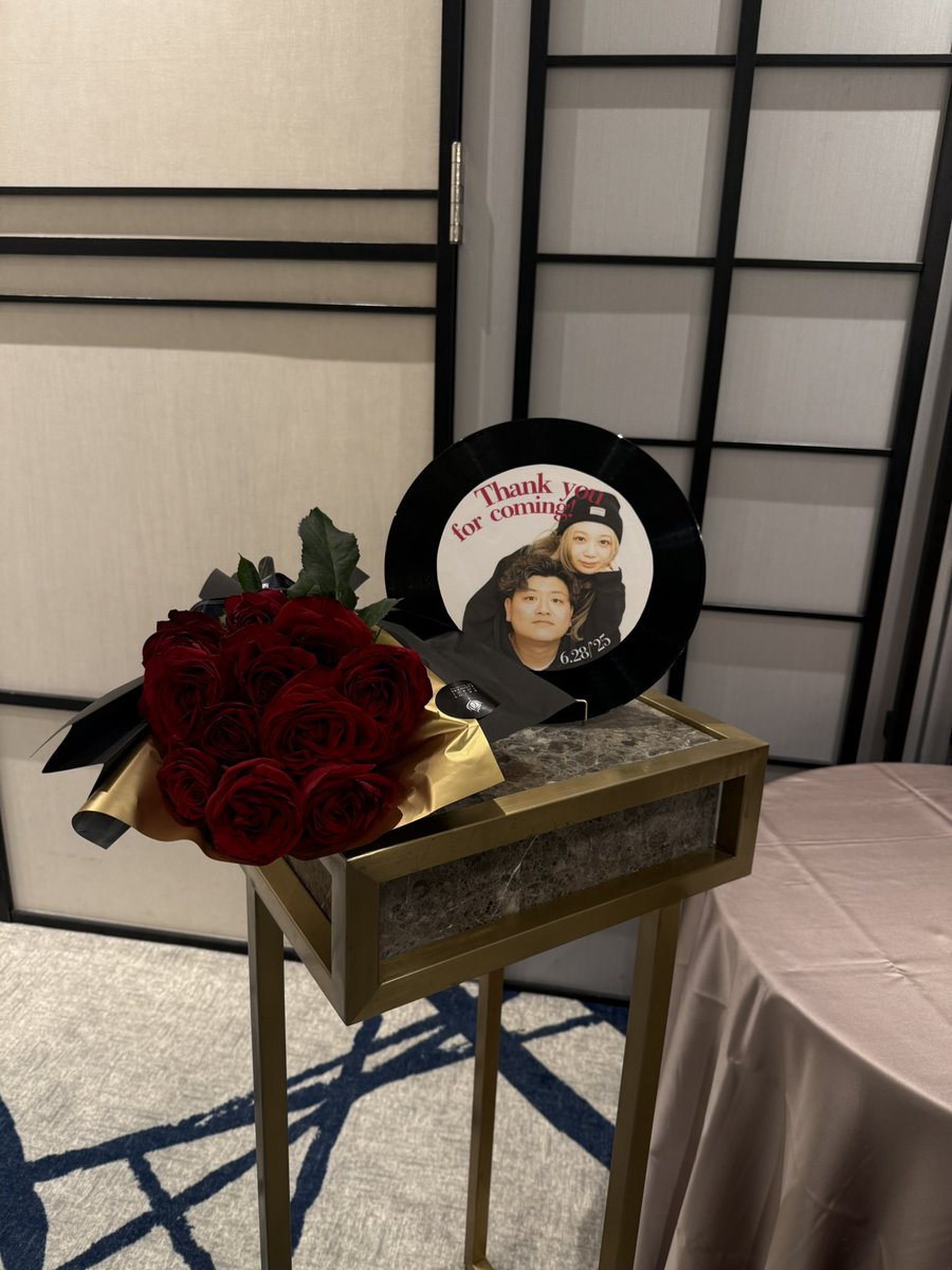 golipps's tweet photo. 2025/06/28
世界で1番可愛いいくと結婚式挙げました！

最高の思い出になった☺️

改めまして、ご参列いただいた皆様ありがとうございました！ https://t.co/jSLQ2MLMw0