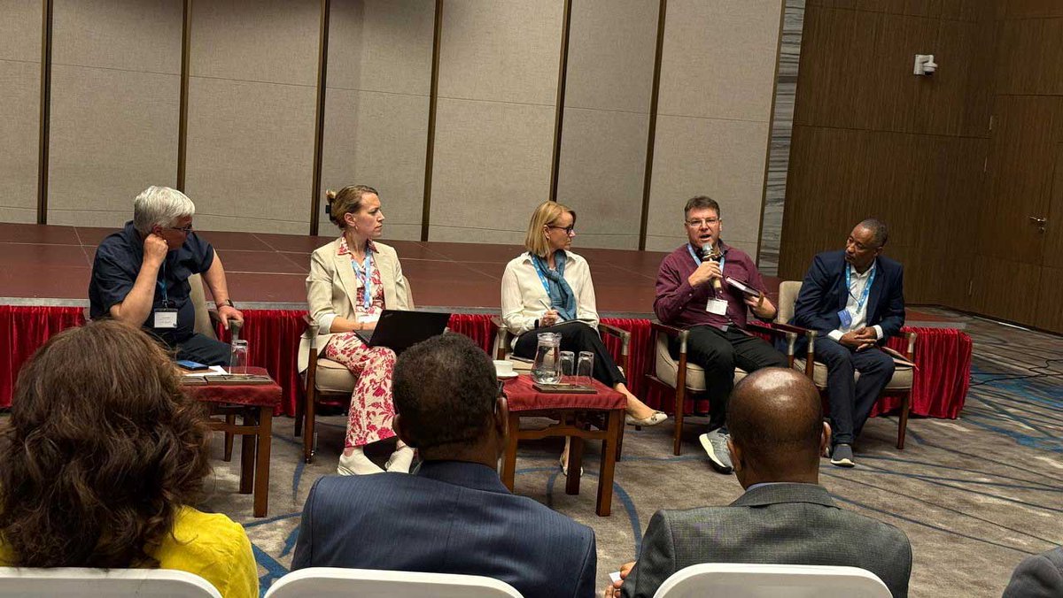 lutheranworld's tweet photo. LWF teams in East Africa met in Addis Ababa to address funding gaps, share strategies and strengthen cross-border collaboration.
Read more https://t.co/kvZ1xAbf76
#lutheranworld #forhopeandafuture @CanLWR @ELCA @brotfuerdiewelt @LWF_Ke @svenskakyrkan https://t.co/iI41xWcjQx