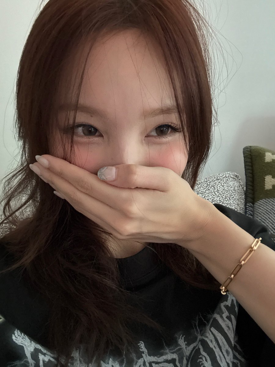 inysbbl's tweet image. [🐰📸] • 250701