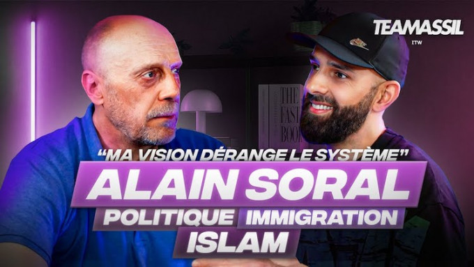 Alain Soral – Les grandes fractures qui traversent la société française
egaliteetreconciliation.fr/Alain-Soral-Le…

Au sommaire :

00:00:00 – Intro
00:02:30 – Les condamnations en France
00:04:00 – Liberté d’expression
00:06:20 – L’immigration en Europe
00:17:30 – Tariq Ramadan
00:30:00 – Conseils