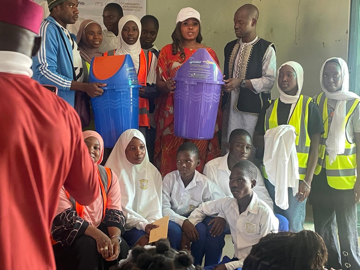 LLPFngo's tweet image. Happy new month🎉
A new era begins! 
On 30th June 2025,we launched the LightTime Impact Club together with It’s Time Community Development Foundation at GDSS Karshi — empowering youth &amp;amp; transforming communities. 
#LightTimeImpactClub #TogetherForImpact #LLPF #ItsTimeFoundation