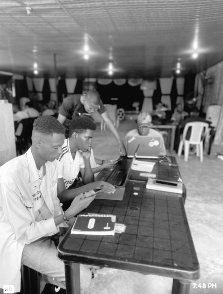 charlesnwawo's tweet image. Hit a wall today with LOOPS! 🤯
But after a few hours and some tutorials, it finally clicked!
Lesson is that frustration is just part of the breakthrough process and having an excellent community like @py_50c is reassuring 😇✨
#12weeksofPythoncode