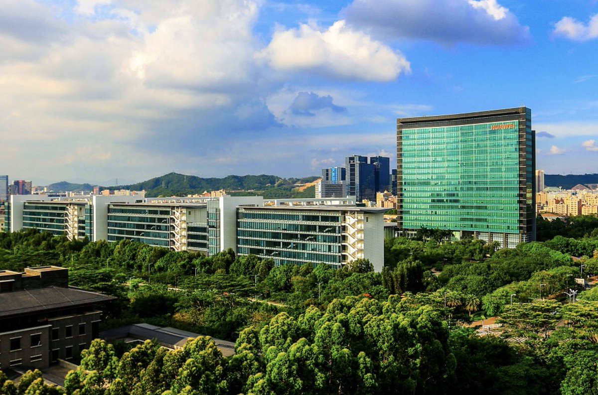 SAMENAcouncil's tweet image. 🏆 @Huawei and partners win 5 awards at #MWCShanghai2025 for AI-powered telecom innovation! Recognized for AI Core Network &amp;amp; New Calling tech breakthroughs. #Huawei #5GAdvanced #AI #Telecom 🚀