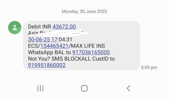 Anjan_Srivastav's tweet photo. Wow @AxisBank, love how your solution to an unauthorized ECS deduction is asking the customer to visit the branch and then kindly take it up with the Internal Ombudsman who clearly works overtime to side with you.Real customer care = shifting blame. #AxisBankFail #CustomerCare https://t.co/no4YnYTVAc