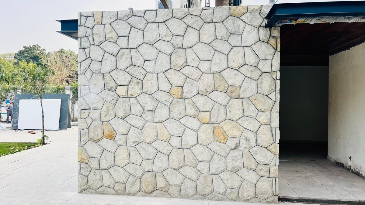Check out our stunning China-pattern #wallcladding made from Yellow Mint Sandstone, supplied by Regatta Universal Exports. Elevate your design with natural stone! Learn more: regattaexports.com/product/yellow…

#YellowMintSandstone #RegattaExports #Architecture #InteriorDesign #NaturalStone