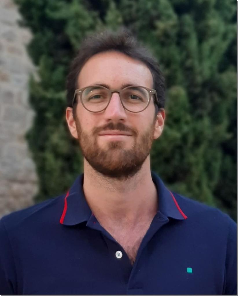 En la noche de ayer, lunes 30 de junio, D. Luis Carlos Martínez Garvín, presidente de la Unión de Cofradías de Úbeda dió a conocer al que será  pregonero de nuestra Semana Santa.
Felicitamos también a la Unión Local de Cofradías de Semana Santa de Úbeda por tan magnífica elección